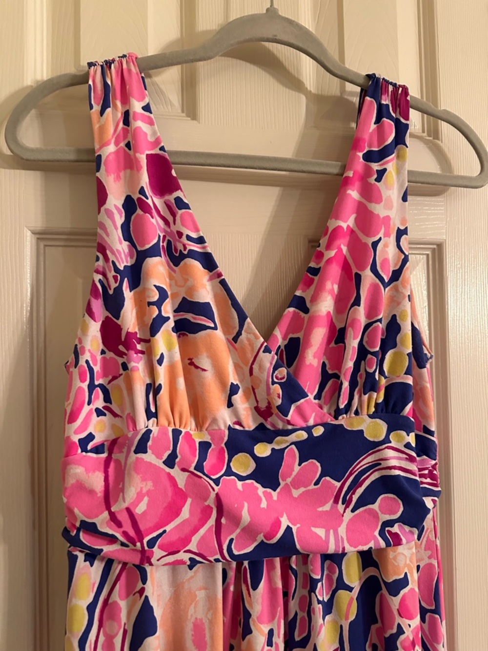 Women’s Lilly Pulitzer Large Floral V-Neck Maxi Dress - Picture 2 of 5